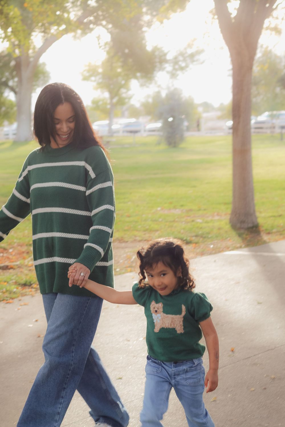 Bright, dreamy, timeless images capturing love, connection, tiny details, and the beautiful seasons of family life in Las Vegas.