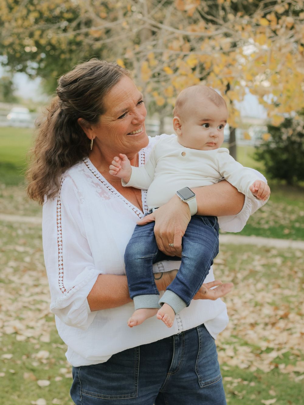 Bright, dreamy, timeless images capturing love, connection, tiny details, and the beautiful seasons of family life in Las Vegas.