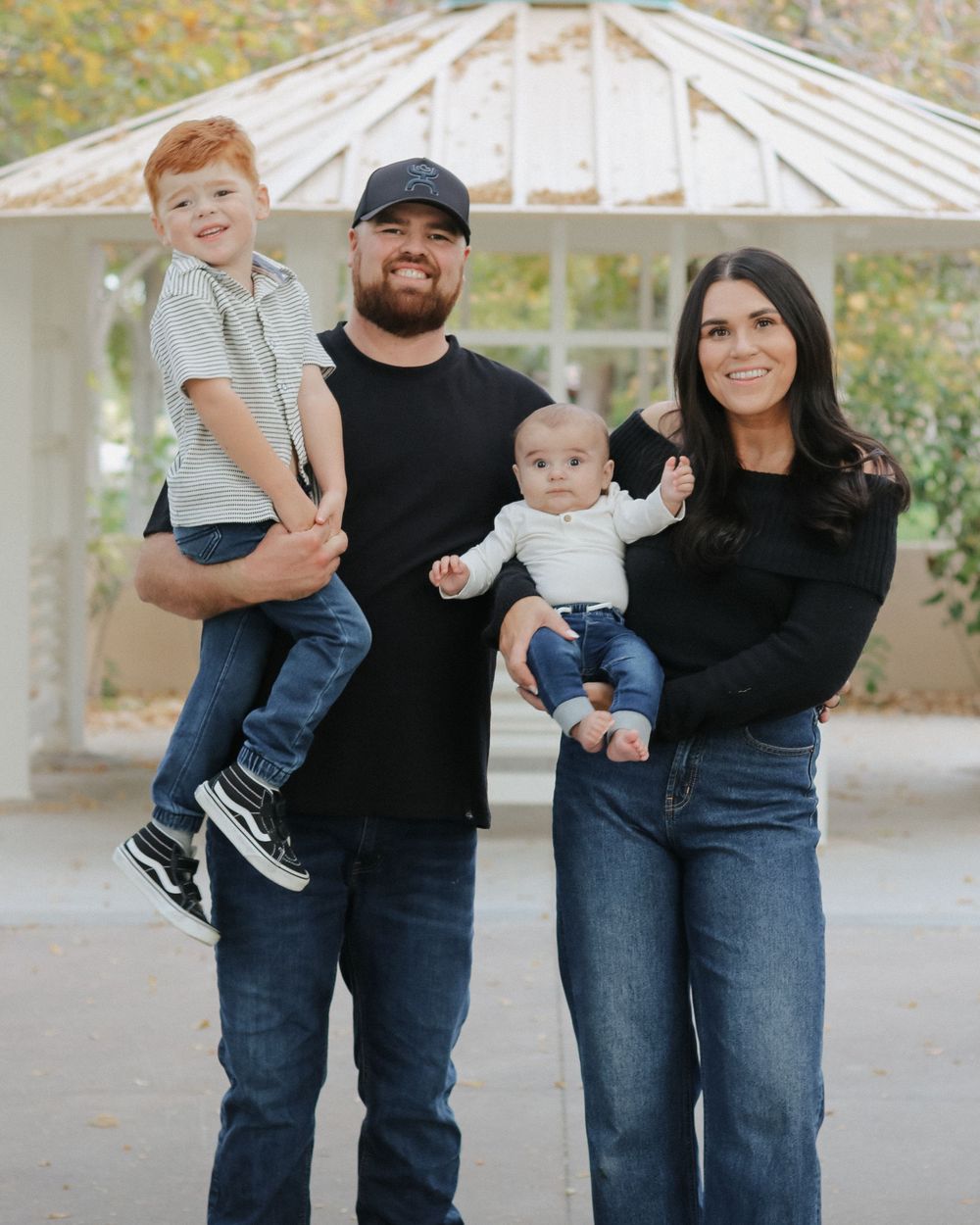 Bright, dreamy, timeless images capturing love, connection, tiny details, and the beautiful seasons of family life in Las Vegas.