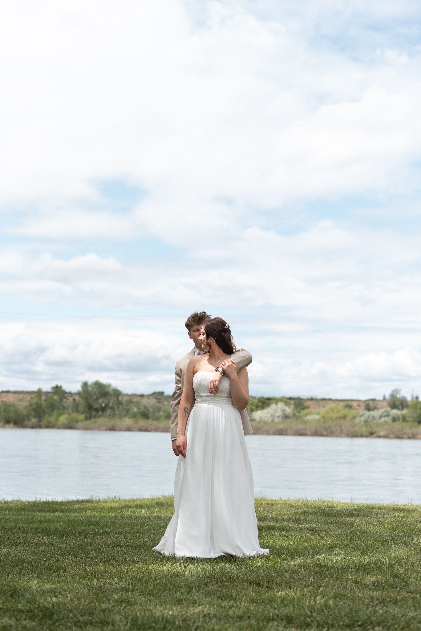 spring wedding on the river idaho