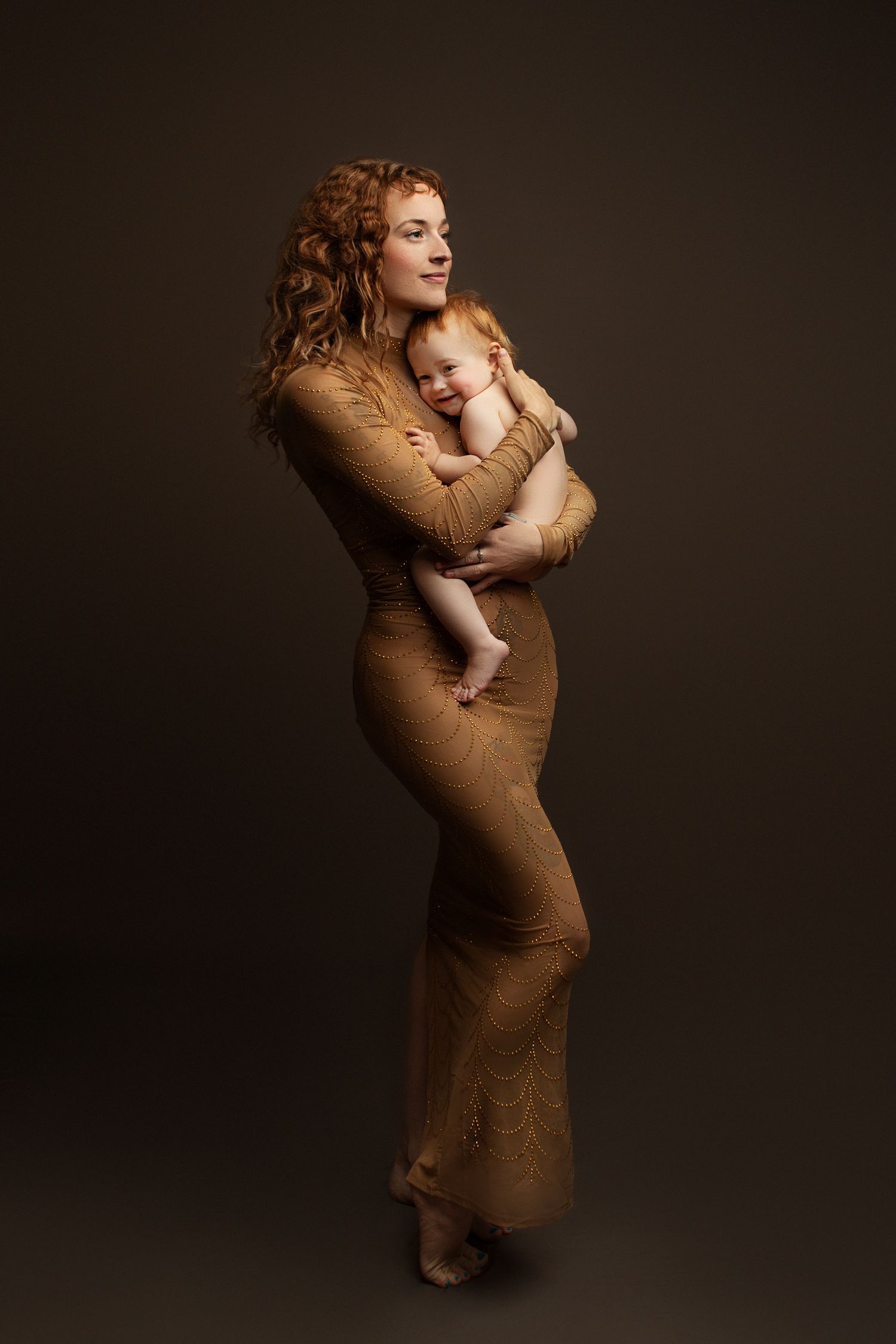Maternity photography Brisbane, Ipswich, and Logan – elegant pregnancy portraits in Springfield Lakes studio, popular with Scenic Rim and Fo
