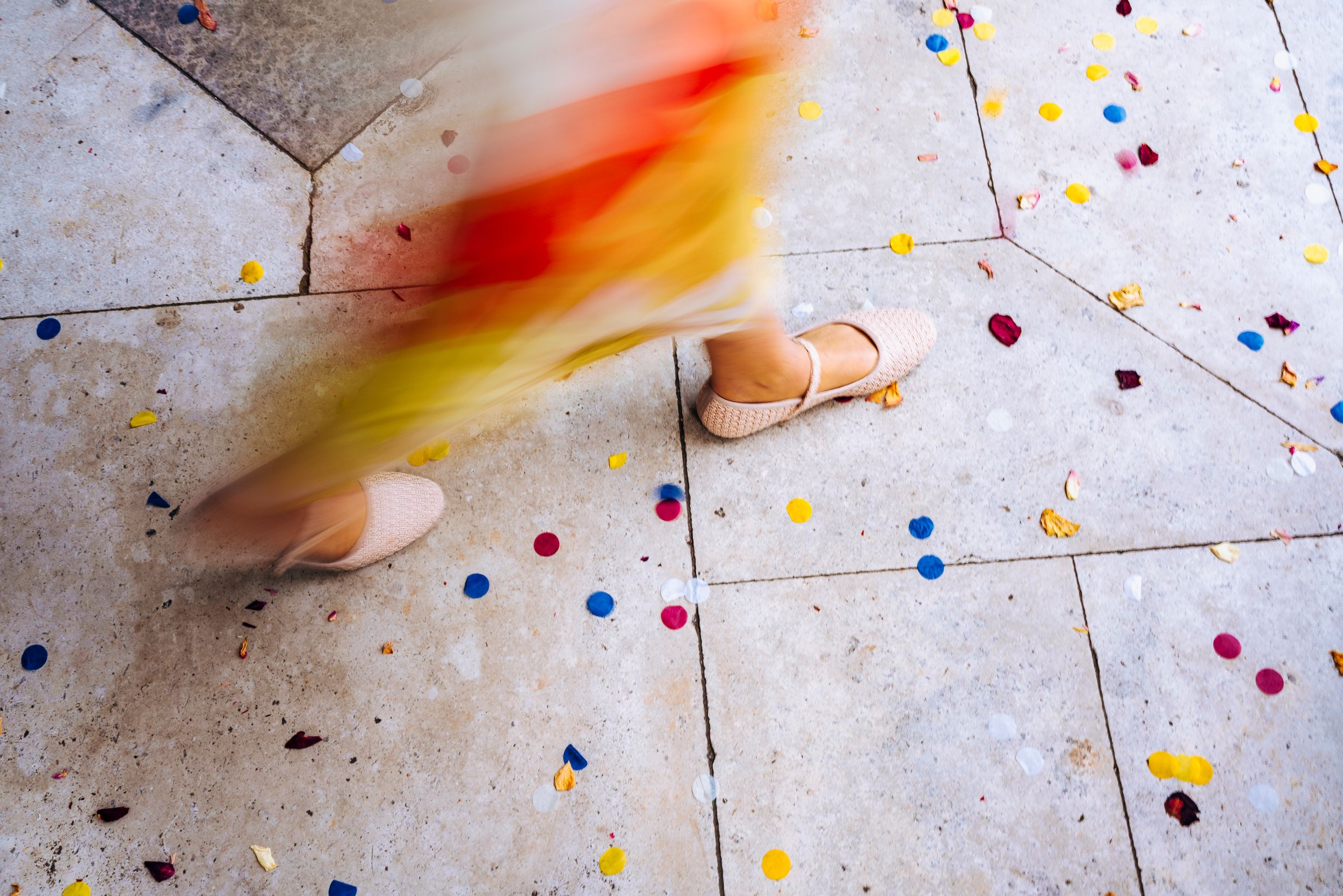 Creative confetti shot