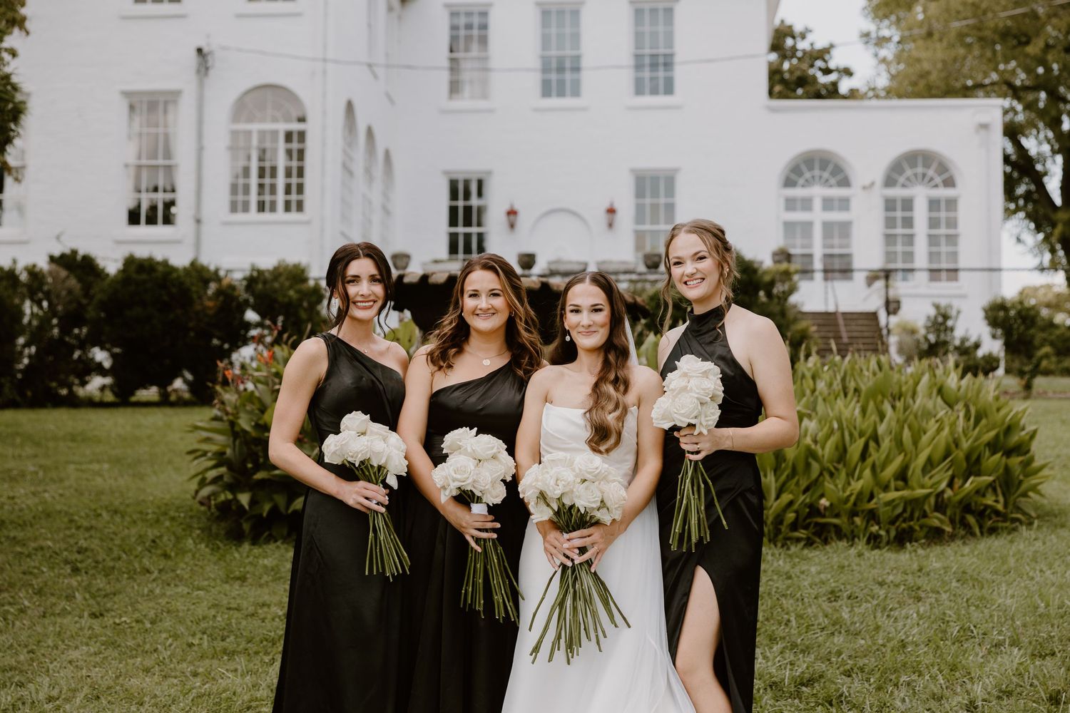 Bridal Party, The Bleak House Knoxville, captured by Tennessee wedding photographer