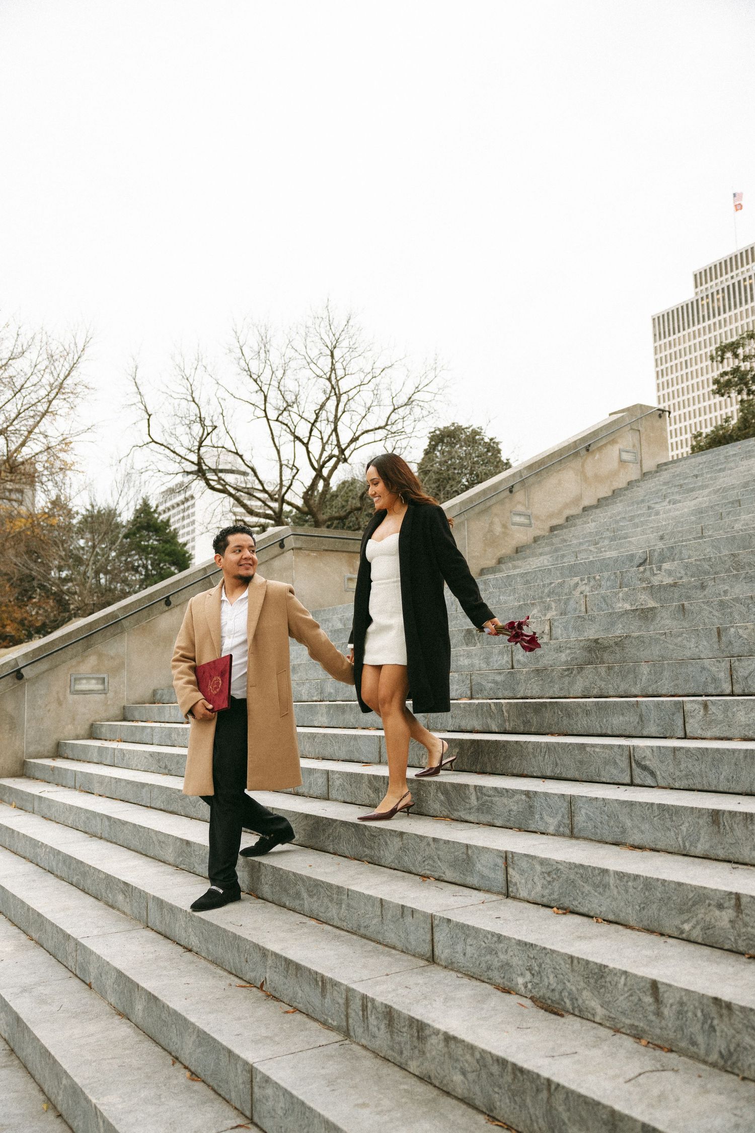 Nashville elopement photographer Karla Derry
couple walking down the stairs outside