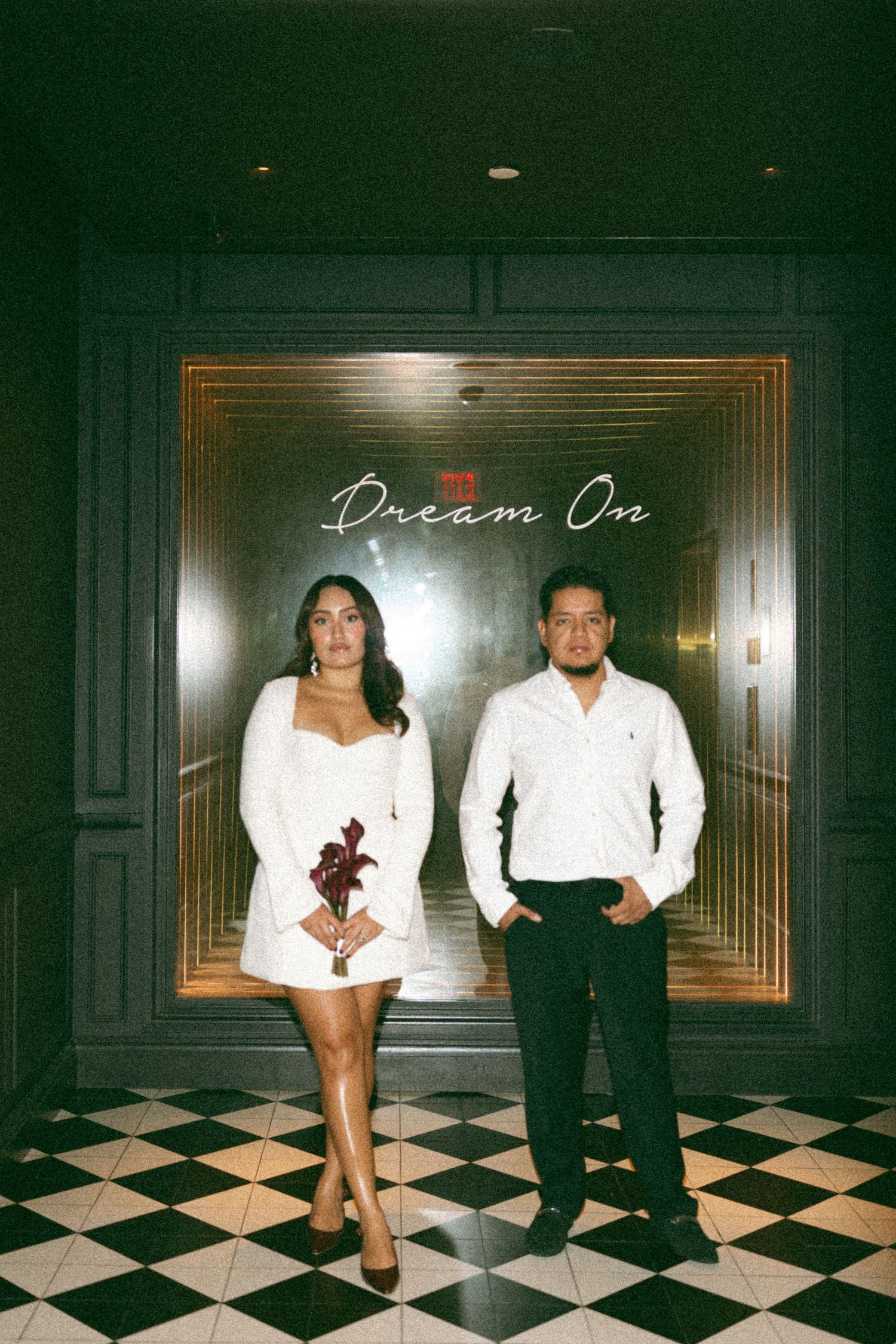 Nashville elopement photographer Karla Derry
dream hotel nashville, broadway elope couple pose