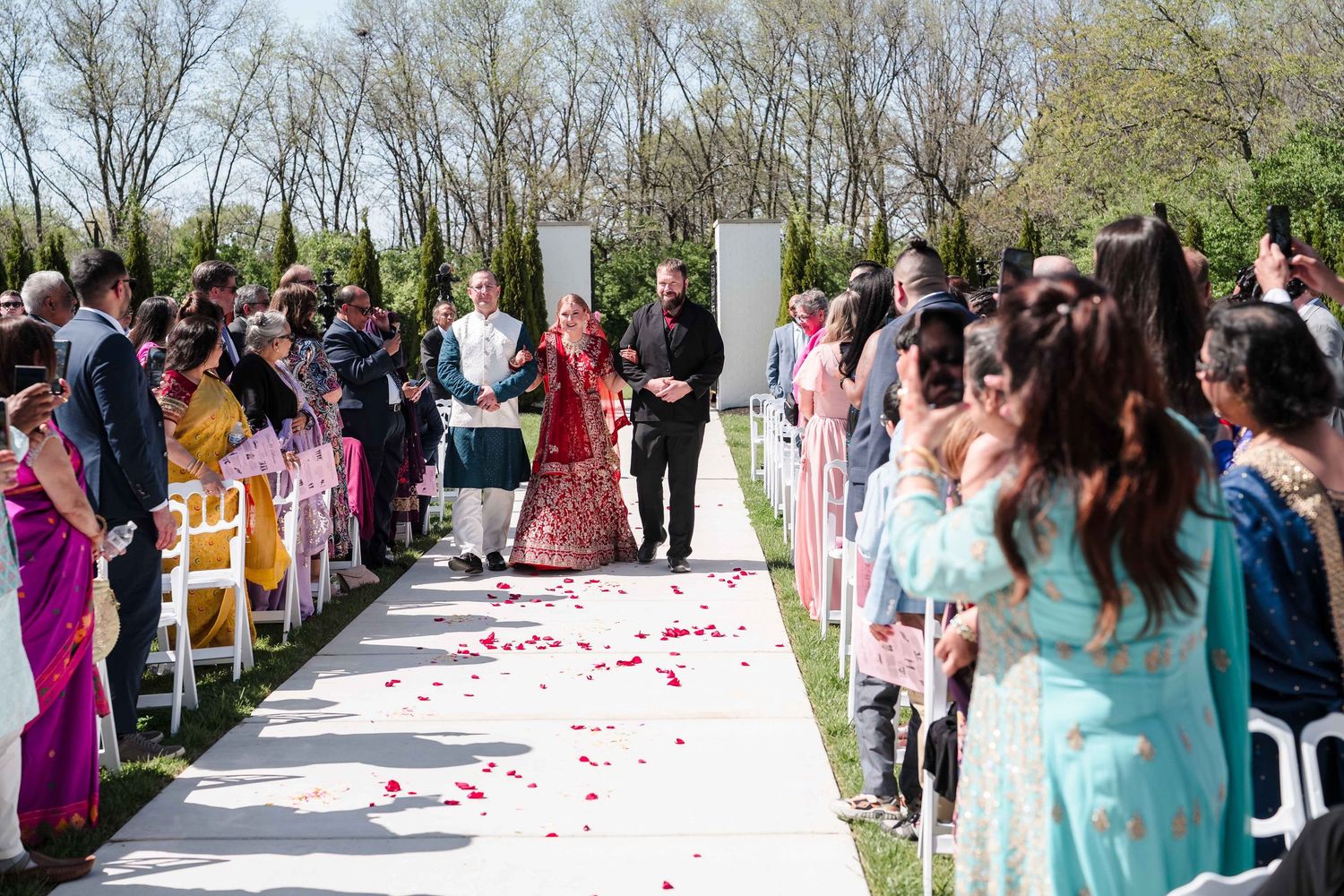 White Willow Meadows outdoor ceremony