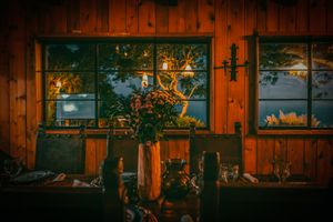 Blue hour photo of a luxury airbnb in Los Angeles California