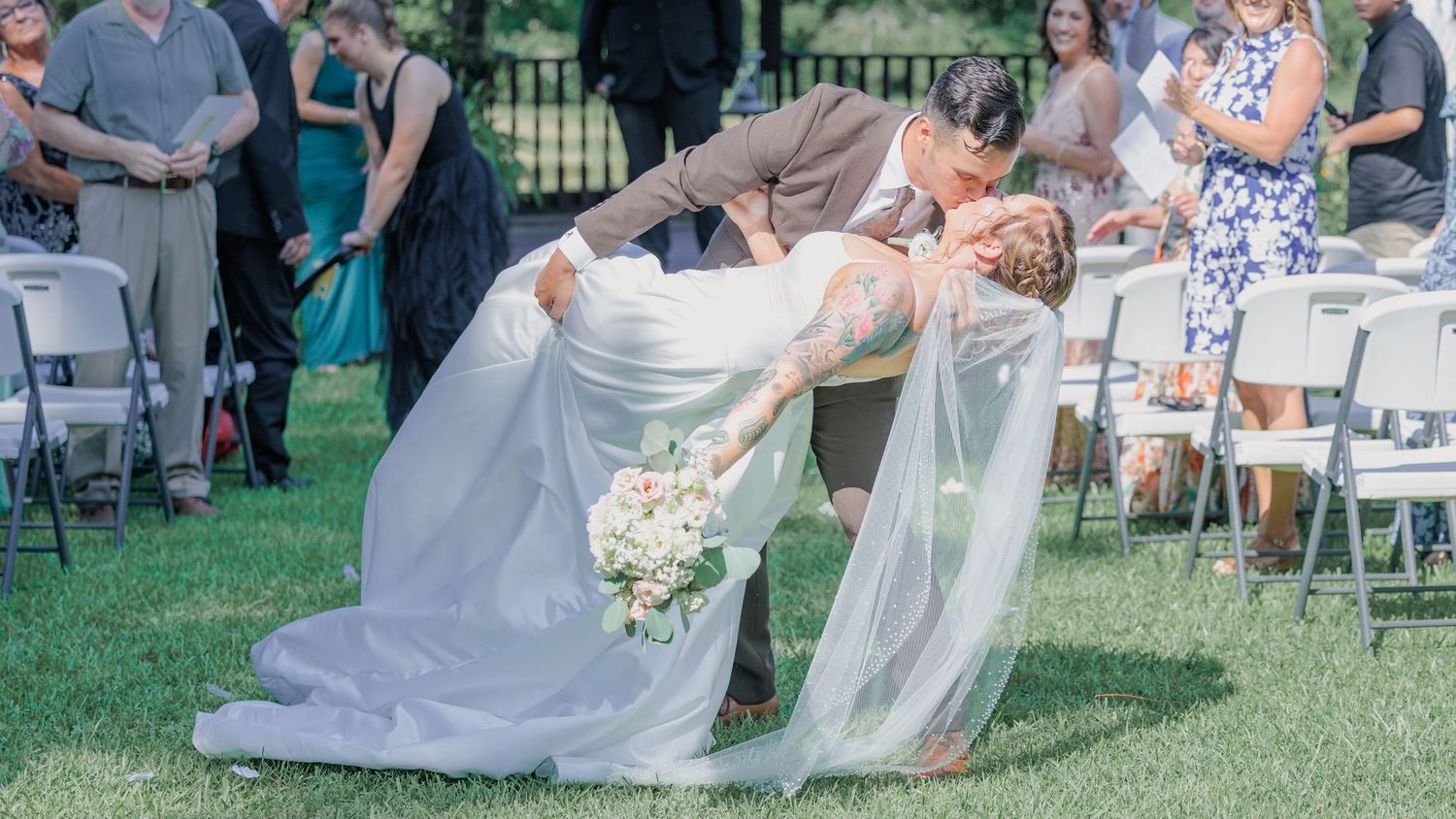 Wedding photographer in Valdosta Georgia.