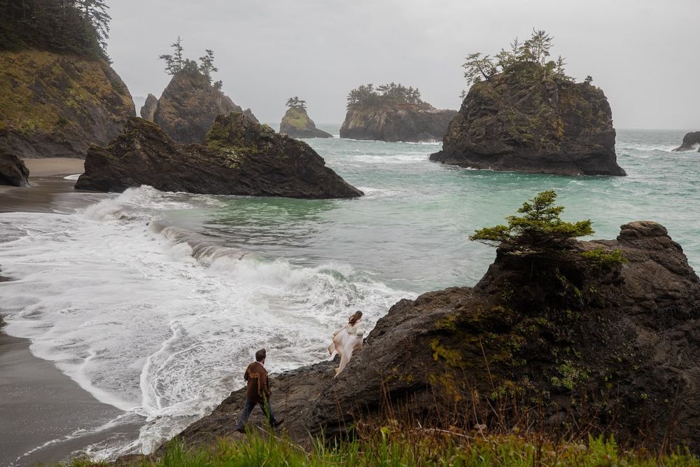 Oregon coast elopement
