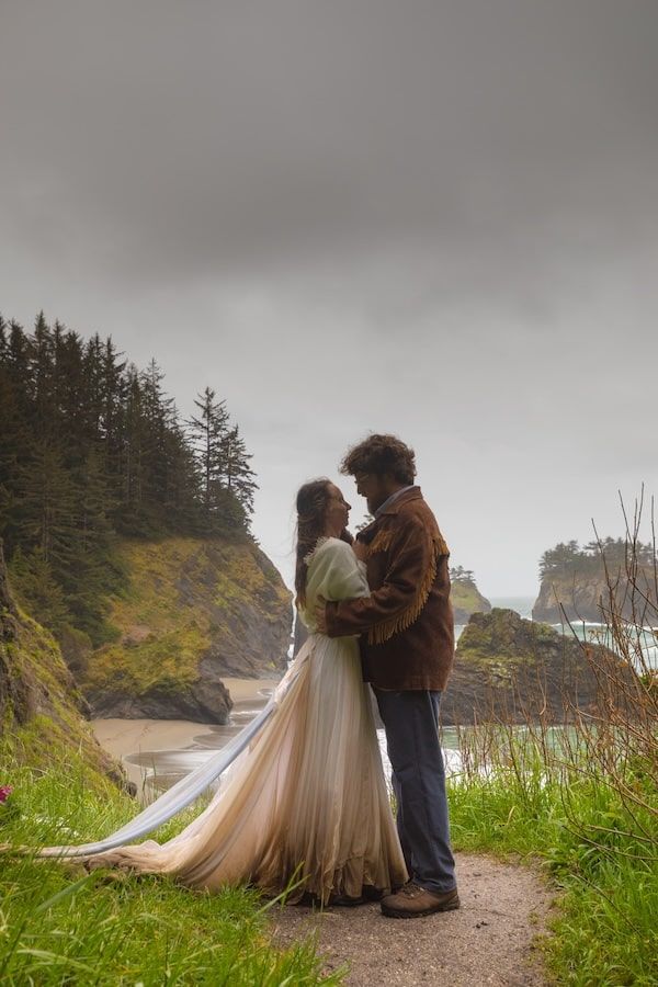 Oregon coast elopement