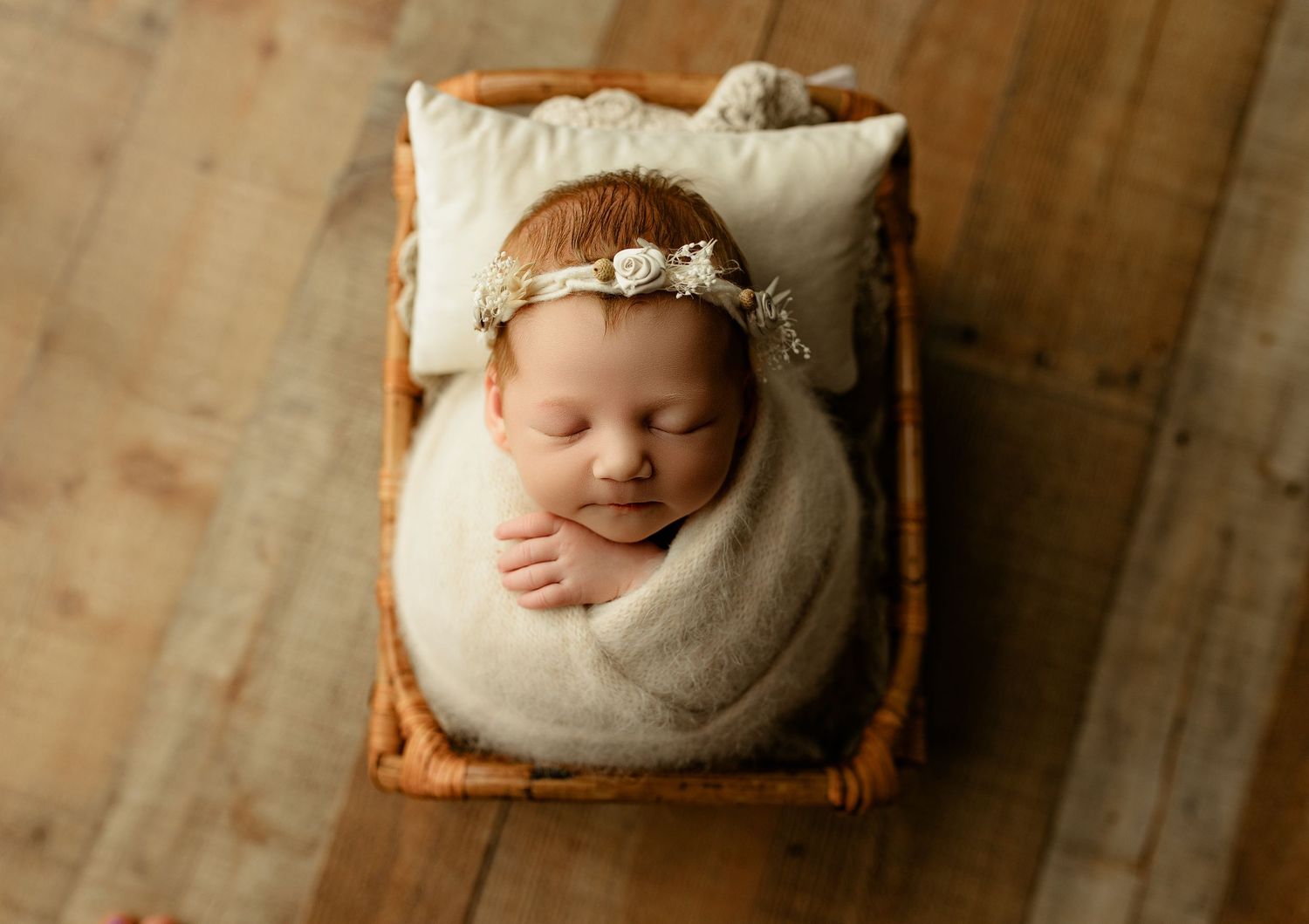 Bailey's Photography | Columbus Ohio | Boho Newborn Session | Earthy Neutrals | Portsmouth OH Baby Photographer