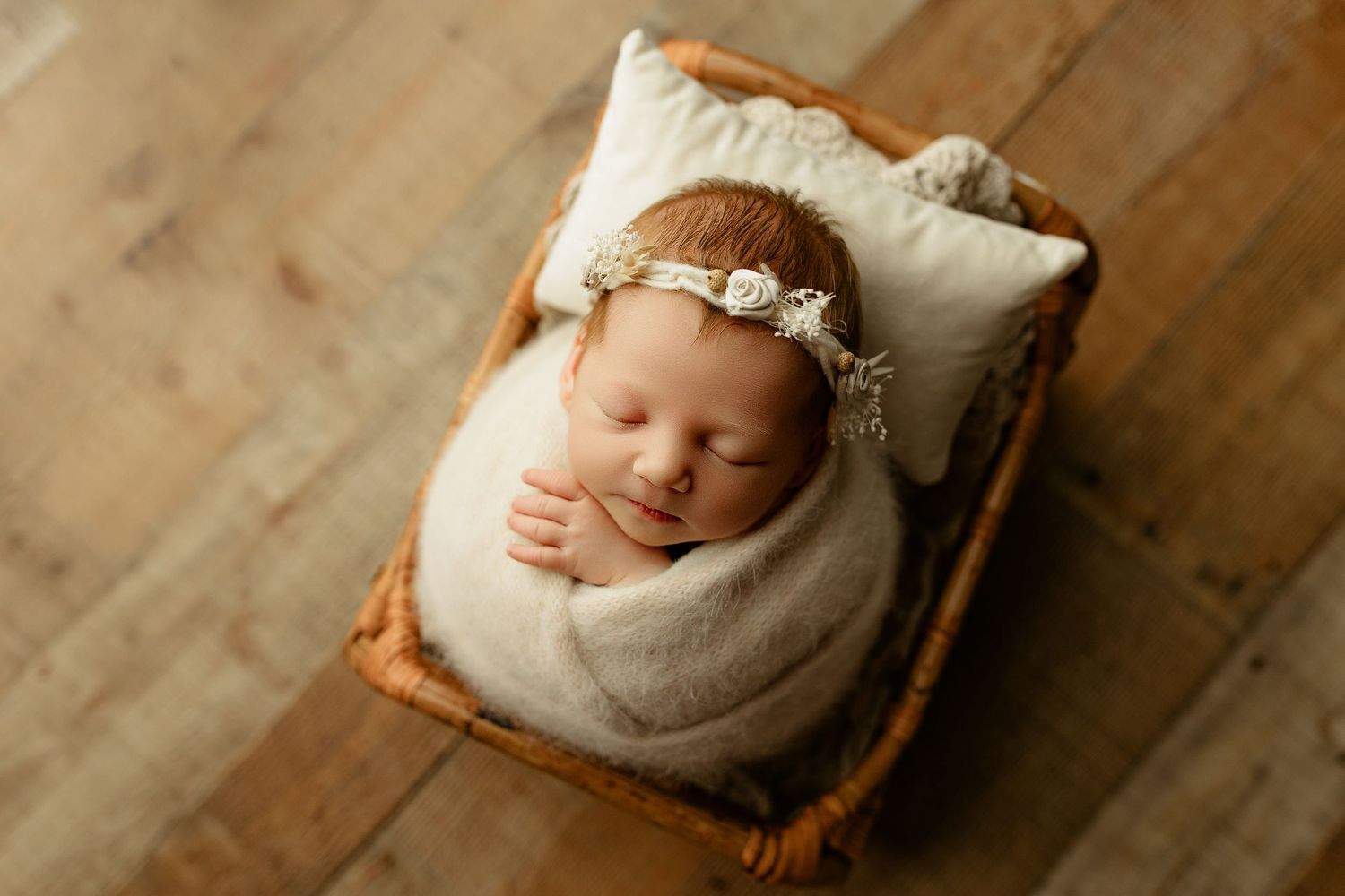 Bailey's Photography | Columbus Ohio | Boho Newborn Session | Earthy Neutrals | Portsmouth OH Baby Photographer