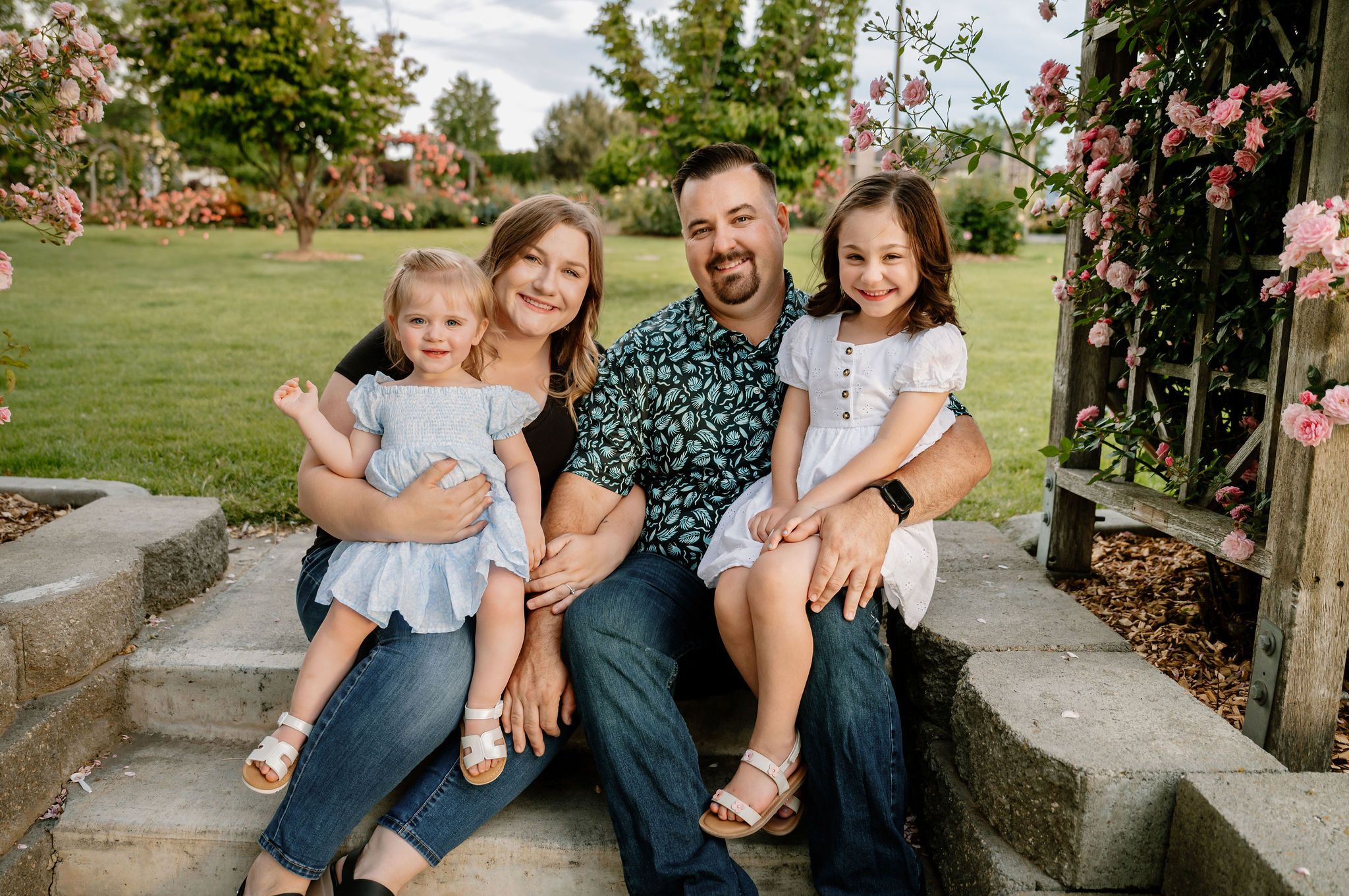 Summer family photos at Demonstration Garden