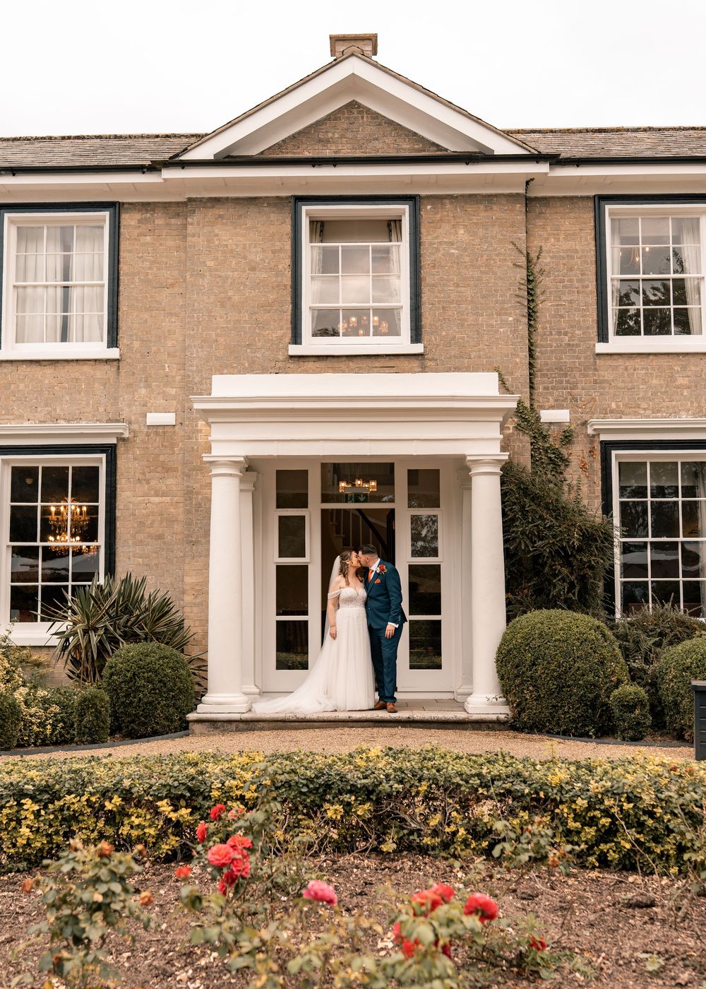 NORFOLK WEDDING PARK FARM HOTEL WEDDING PHOTOGRAPHY 
COUPLE PORTRAITS