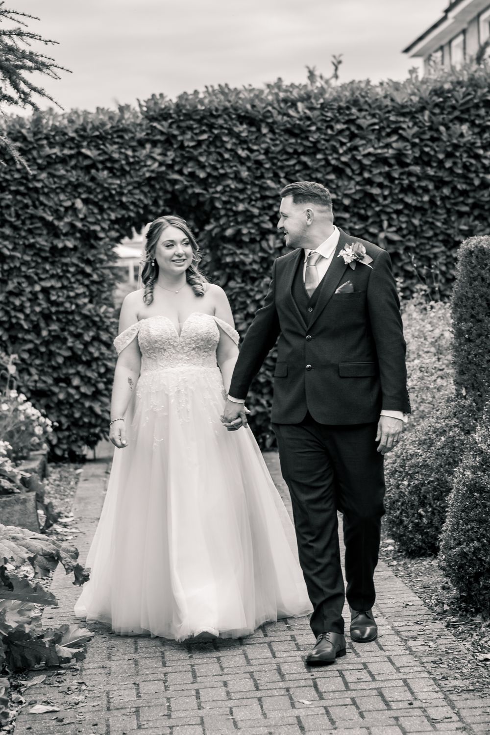 NORFOLK WEDDING PARK FARM HOTEL WEDDING PHOTOGRAPHY 
COUPLE PORTRAITS