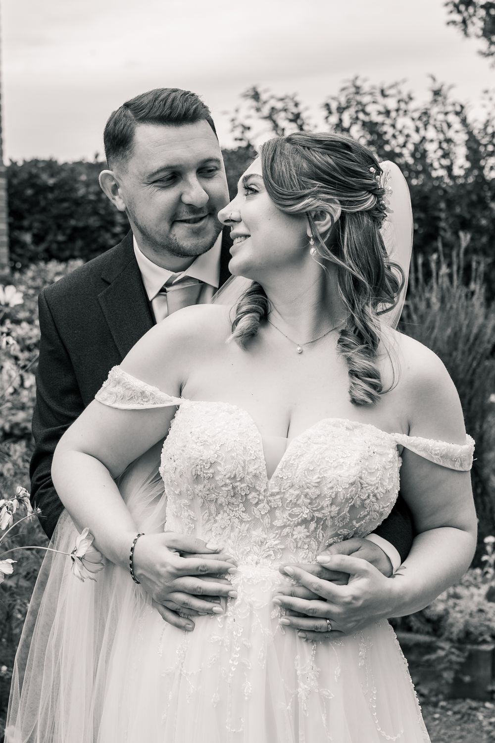 NORFOLK WEDDING PARK FARM HOTEL WEDDING PHOTOGRAPHY 
COUPLE PORTRAITS