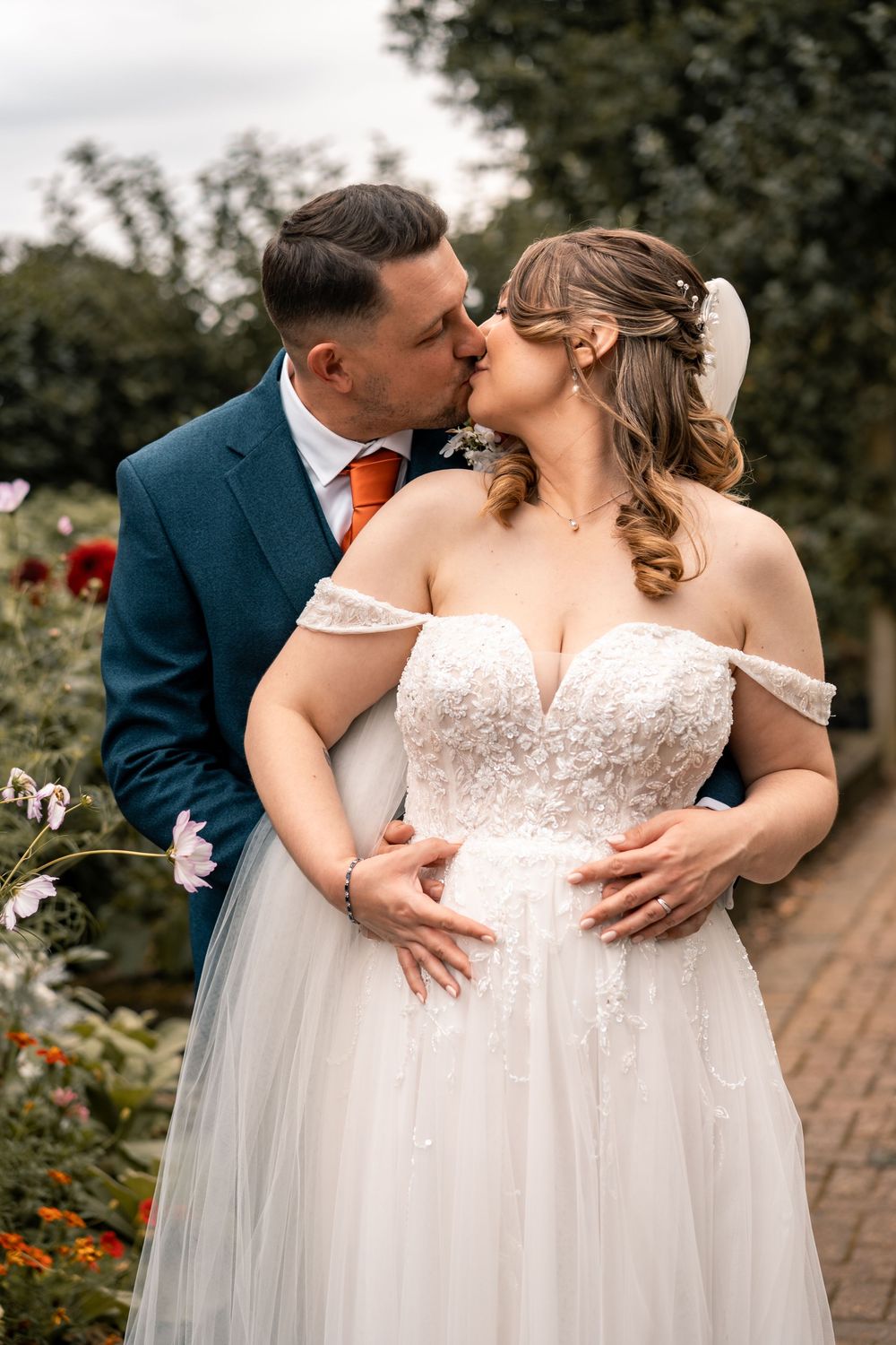 NORFOLK WEDDING PARK FARM HOTEL WEDDING PHOTOGRAPHY 
COUPLE PORTRAITS