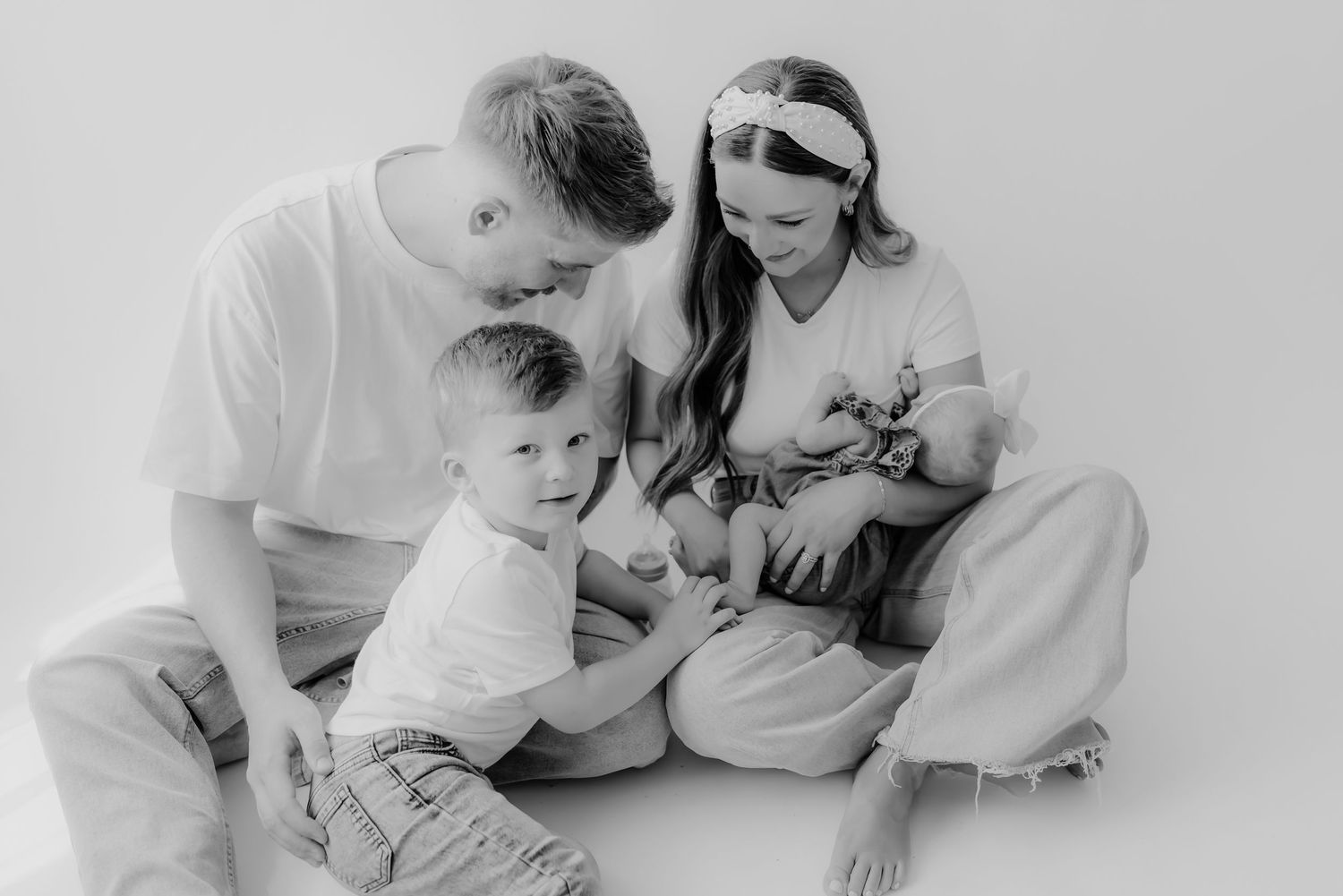 Puyallup newborn photographer.