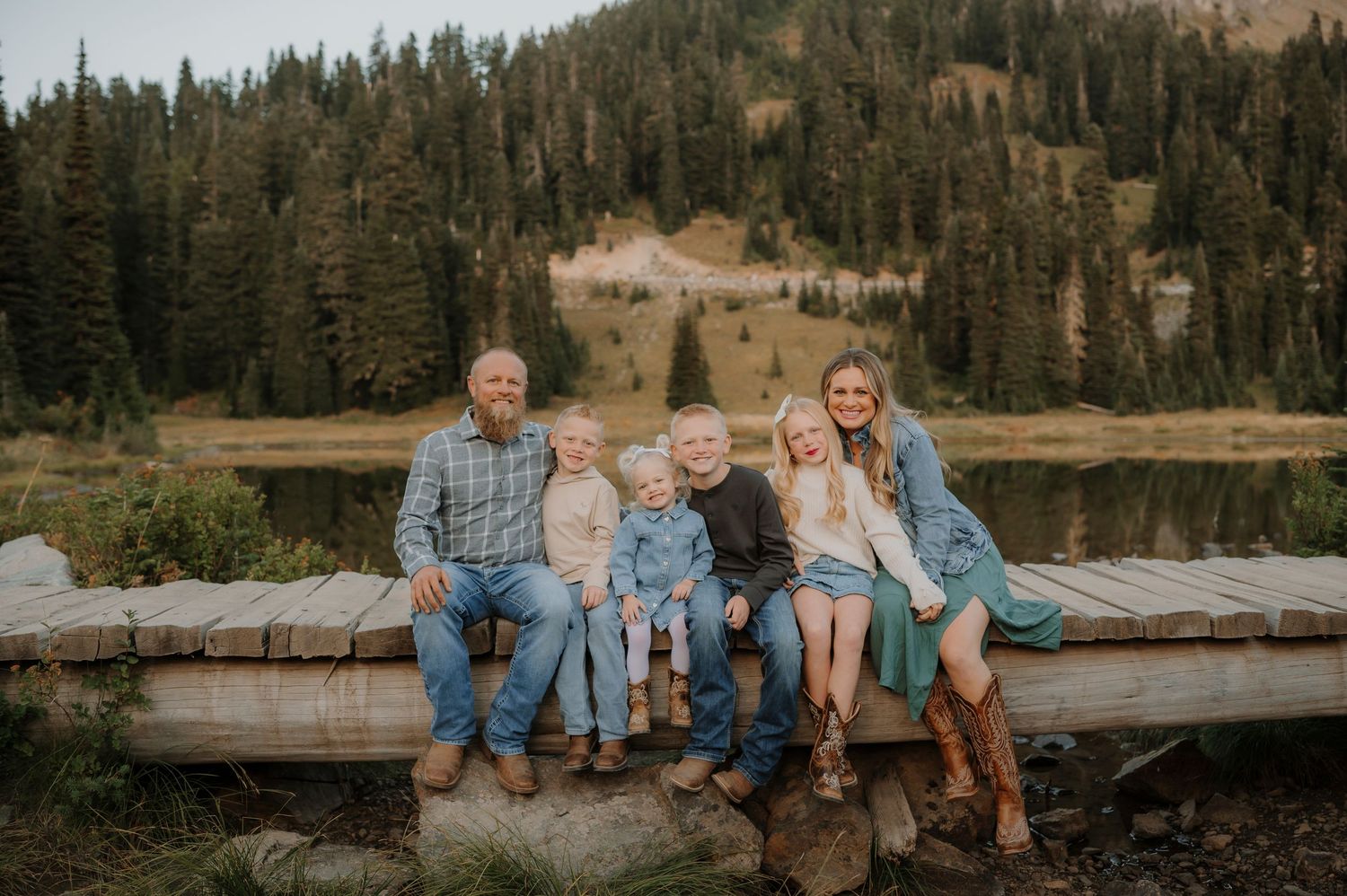 Tipsoo Lake family photos.