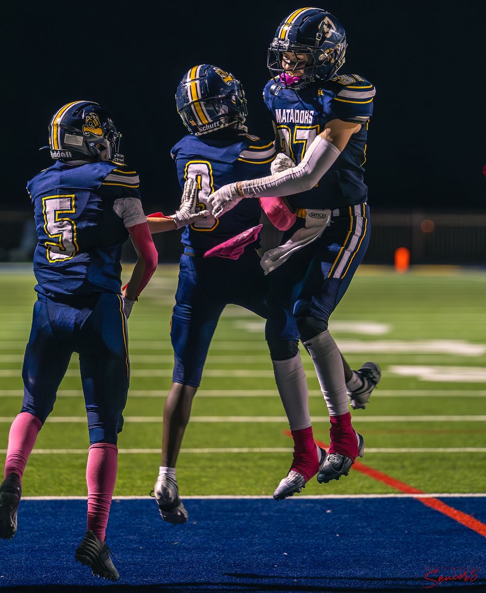 best high school team photo packages in phoenix valley az sports photographer Banners Pictures Anjeanette Photography
Top 10 best banners