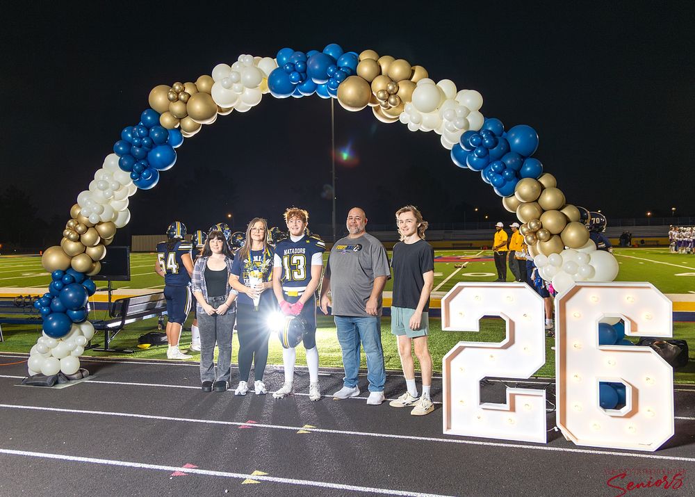 best high school team photo packages in phoenix valley az sports photographer Banners Pictures Anjeanette Photography
Top 10 best banners