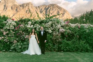 Bride and groom wedding portraits at Johannesdal 1207 in Stellenbosch