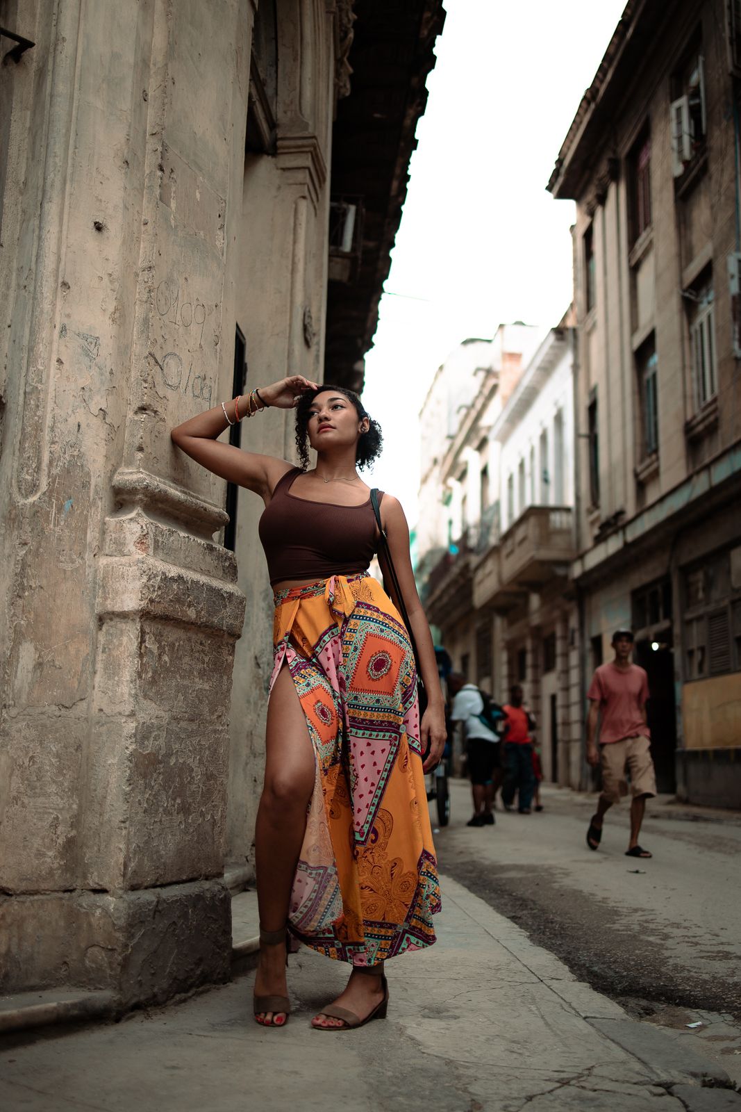 Cinematic street portrait in Fort Lauderdale, Mannyportraits editorial photography mixing fashion and South Florida energy.