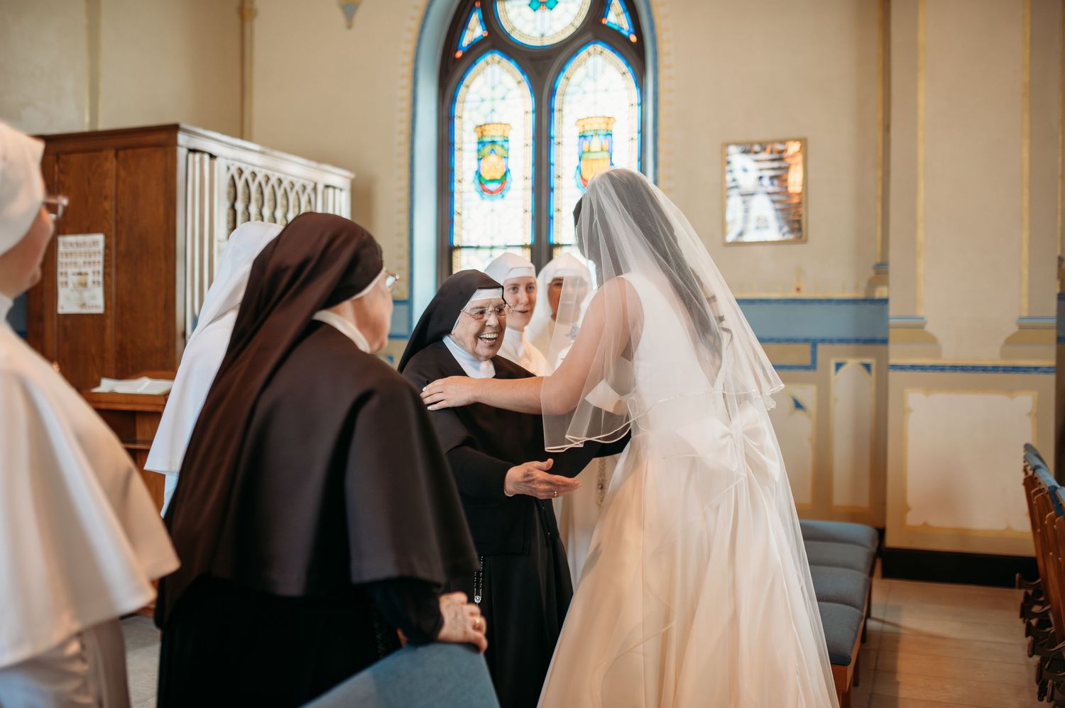 A series of candid wedding photos showing preparations and special moments before a ceremony.