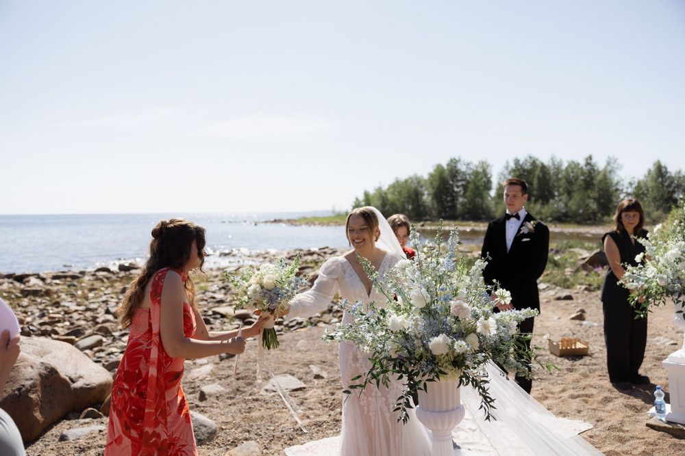 Documentary wedding photographer.