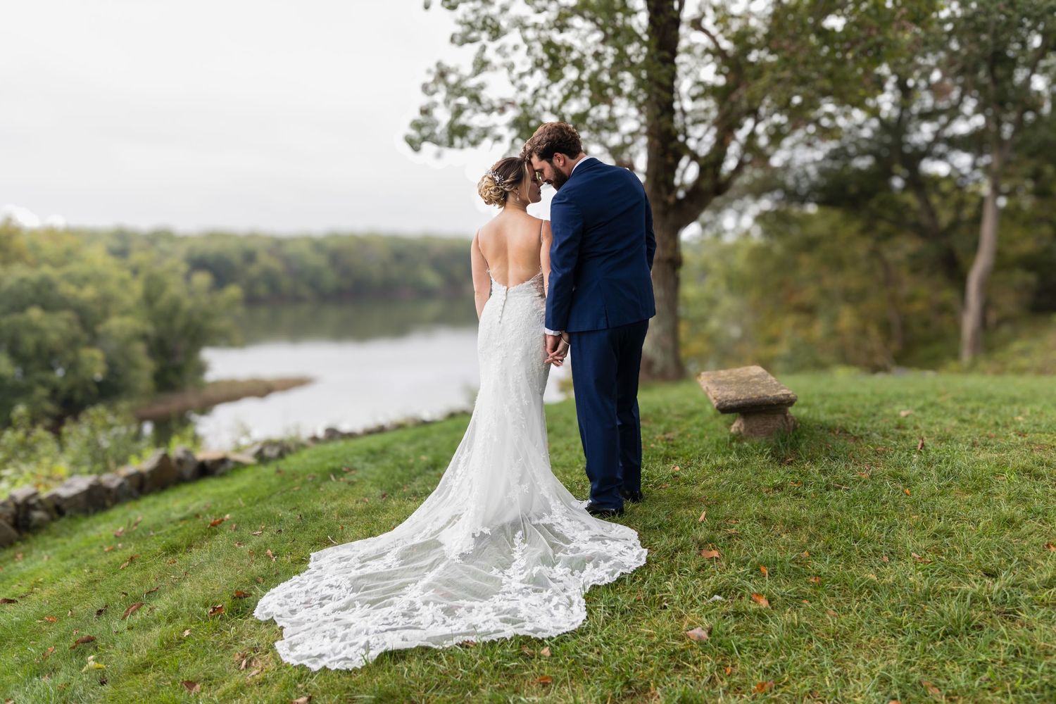 Natalie + David | © Carly Arnwine Photography | Murray Hill | Leesburg, Virginia wedding