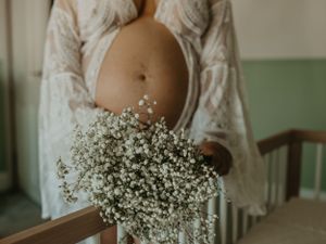 maternity photography in Beckenham , bromley and surrounding areas.