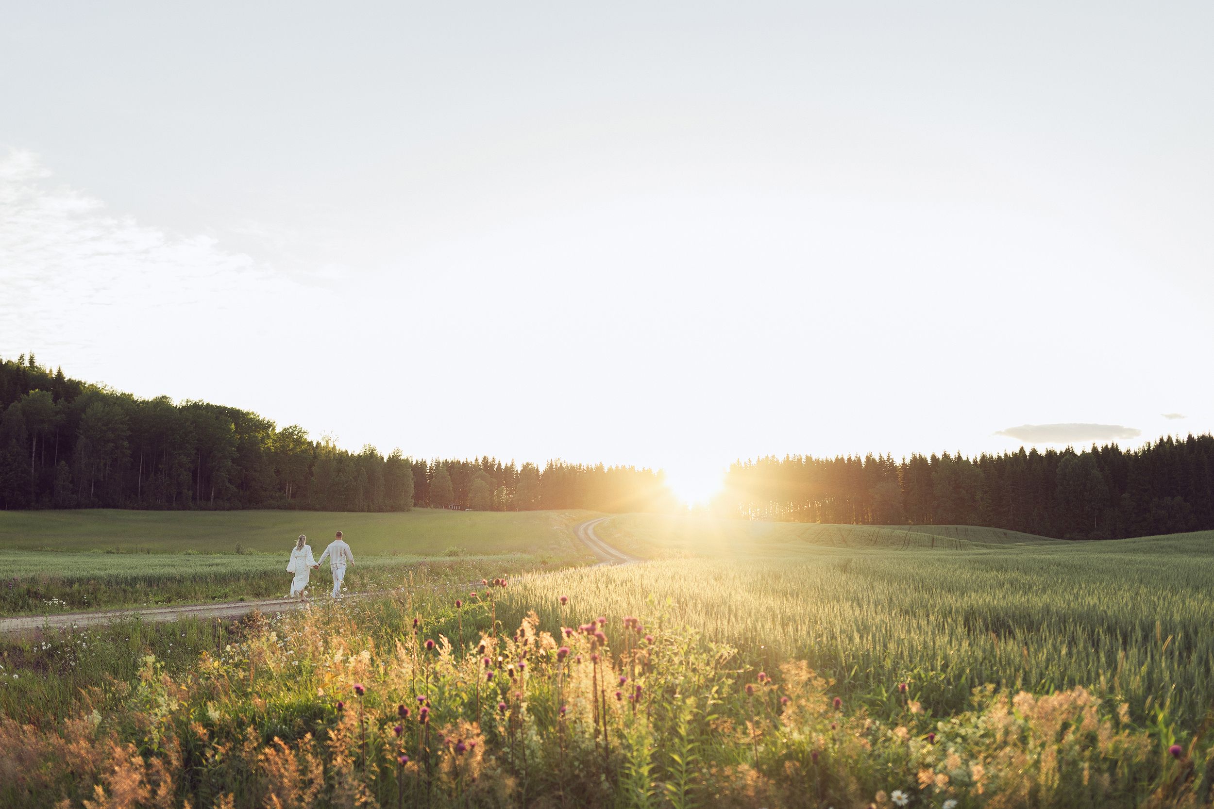 Parfotografering i solnedgången vid Acksjön. Fotograf Rebecca Nordin.