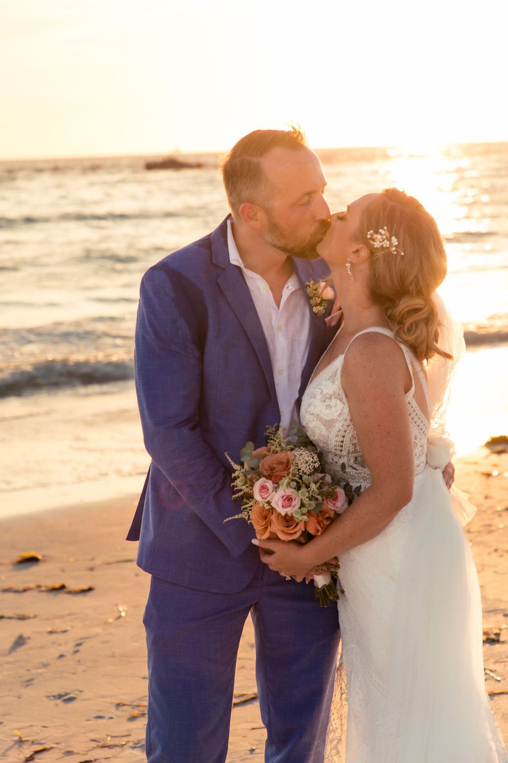 editorial style wedding photography in Tampa, St Pete, Clearwater, Naples, Sarasota, Florida during the golden hour
