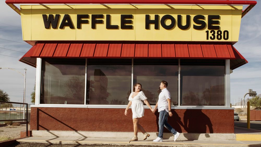 couple dining together at Waffle House in Tucson Arizona
