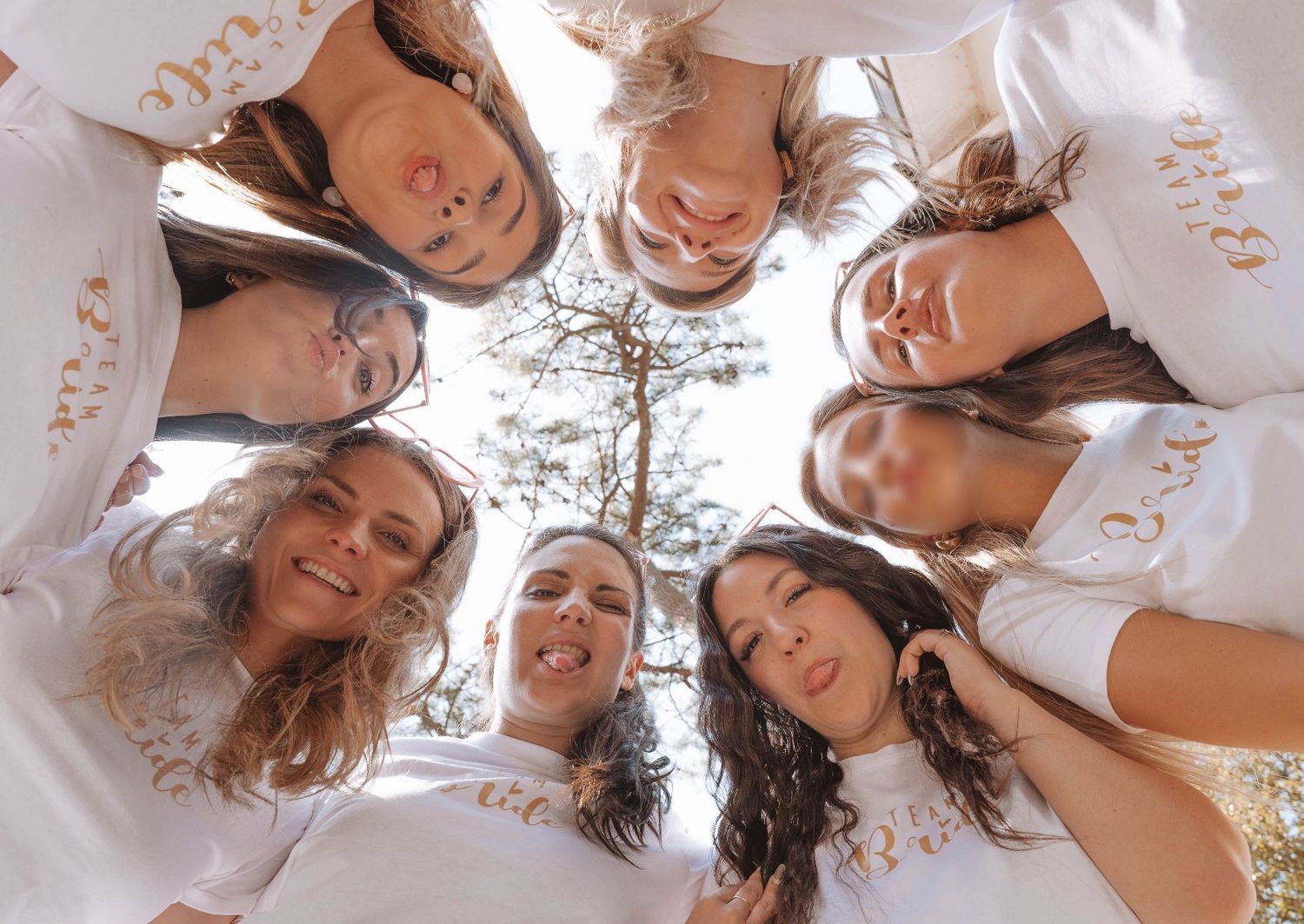 photographe EVJF, séance photo Evjf, shooting photo copines, seance photo naturelle, photographe émotion, nantes, clisson.