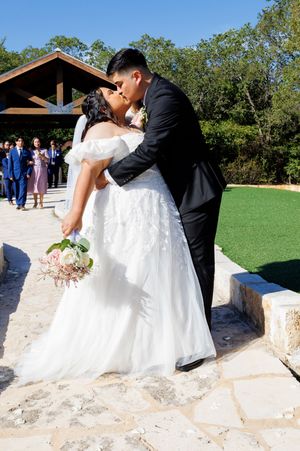 Dallas photography and video for Weddings
 - R & R Marcelo DFW