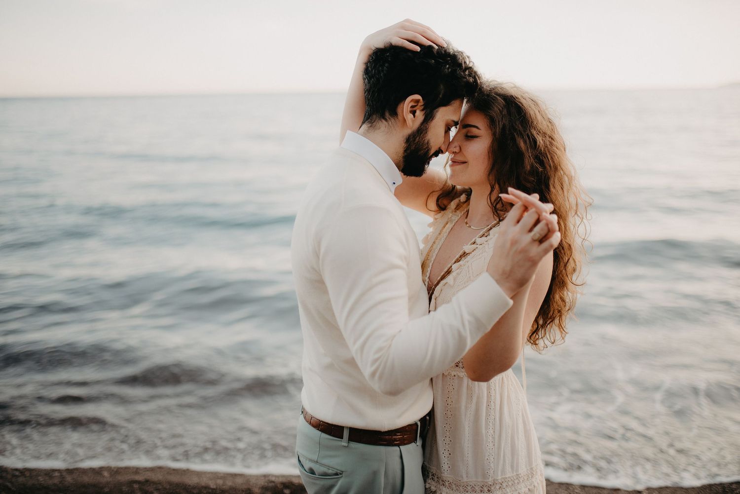 Amalfi Coast Photographer - Positano, Ravello, Amalfi, Maiori elopement, proposal, wedding creator. Book your photoshoot.