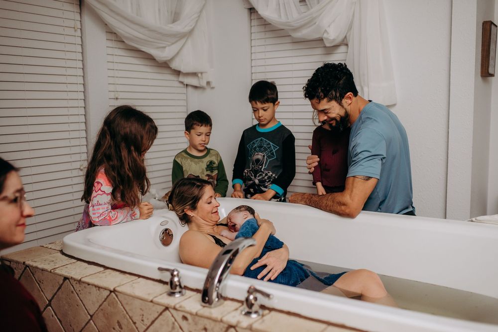 birth-center-birth-water-birth-midwife-birth-photographer-dallas-fort-worth-sophia-birth-photography