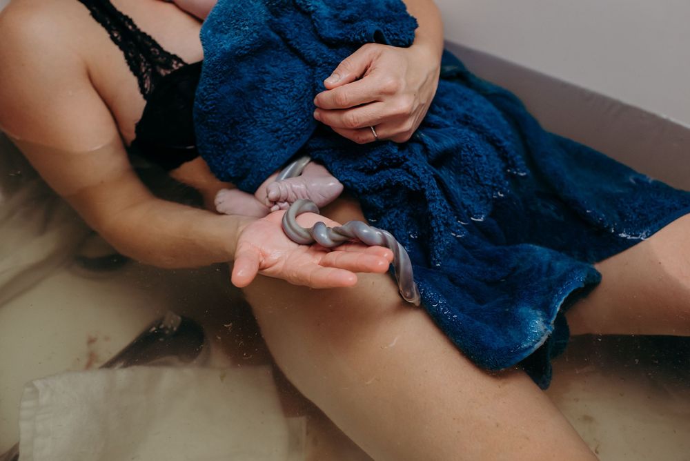 birth-center-birth-water-birth-midwife-birth-photographer-dallas-fort-worth-sophia-birth-photography