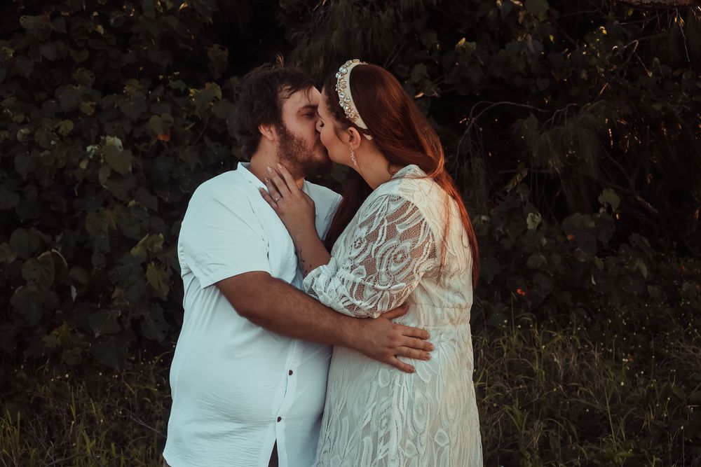 Relaxed lifestyle photography telling the story of your life just as it is.