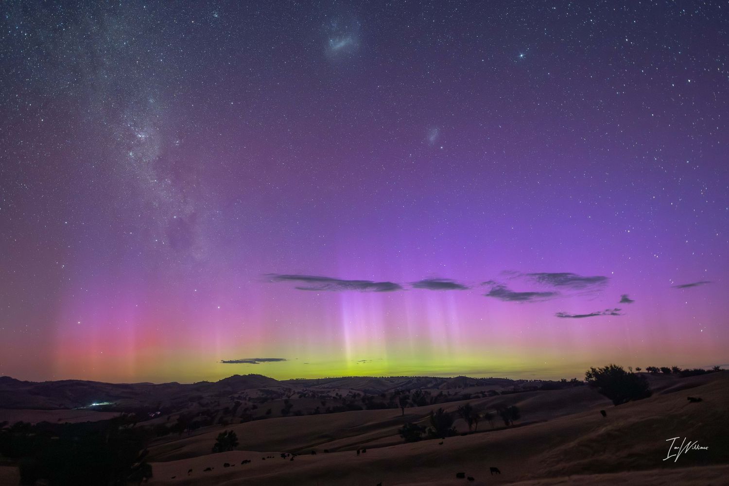 Aurora Australis, Jugiong