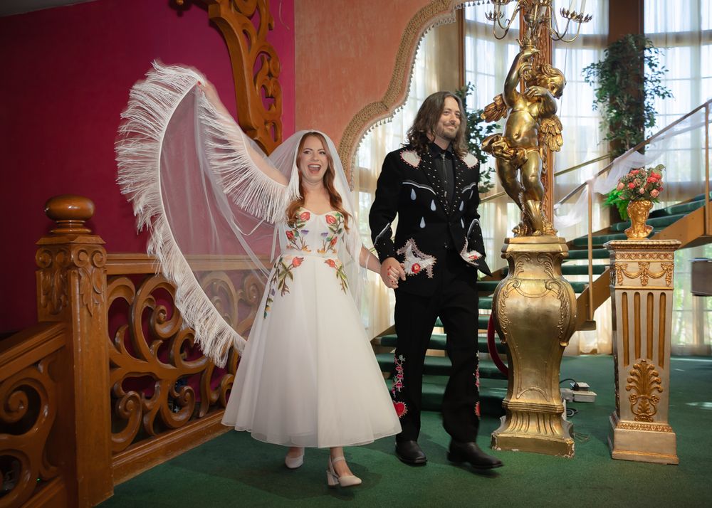 Madonn Inn Wedding Photographer in San Luis Obispo, California