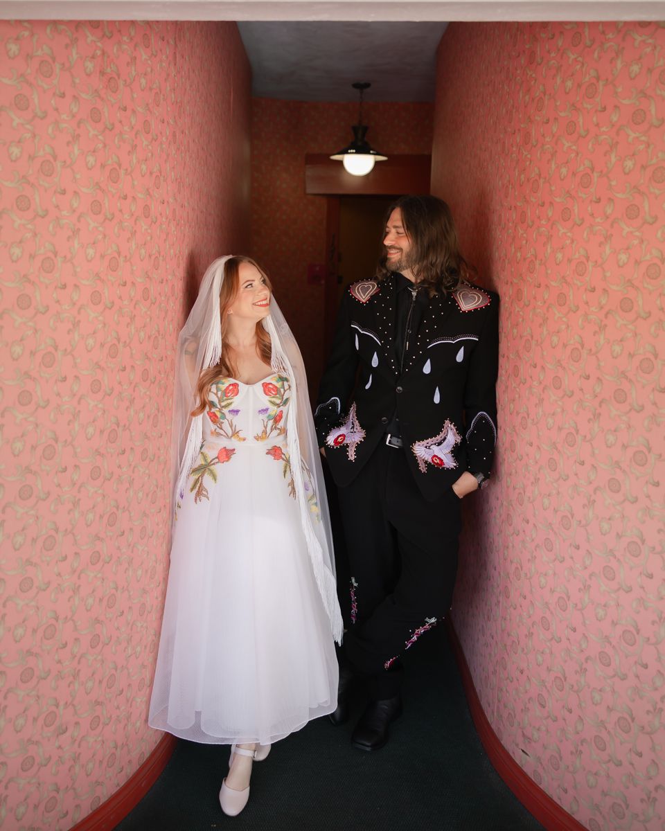 Madonn Inn Wedding Photographer in San Luis Obispo, California. SLO Wedding Photos