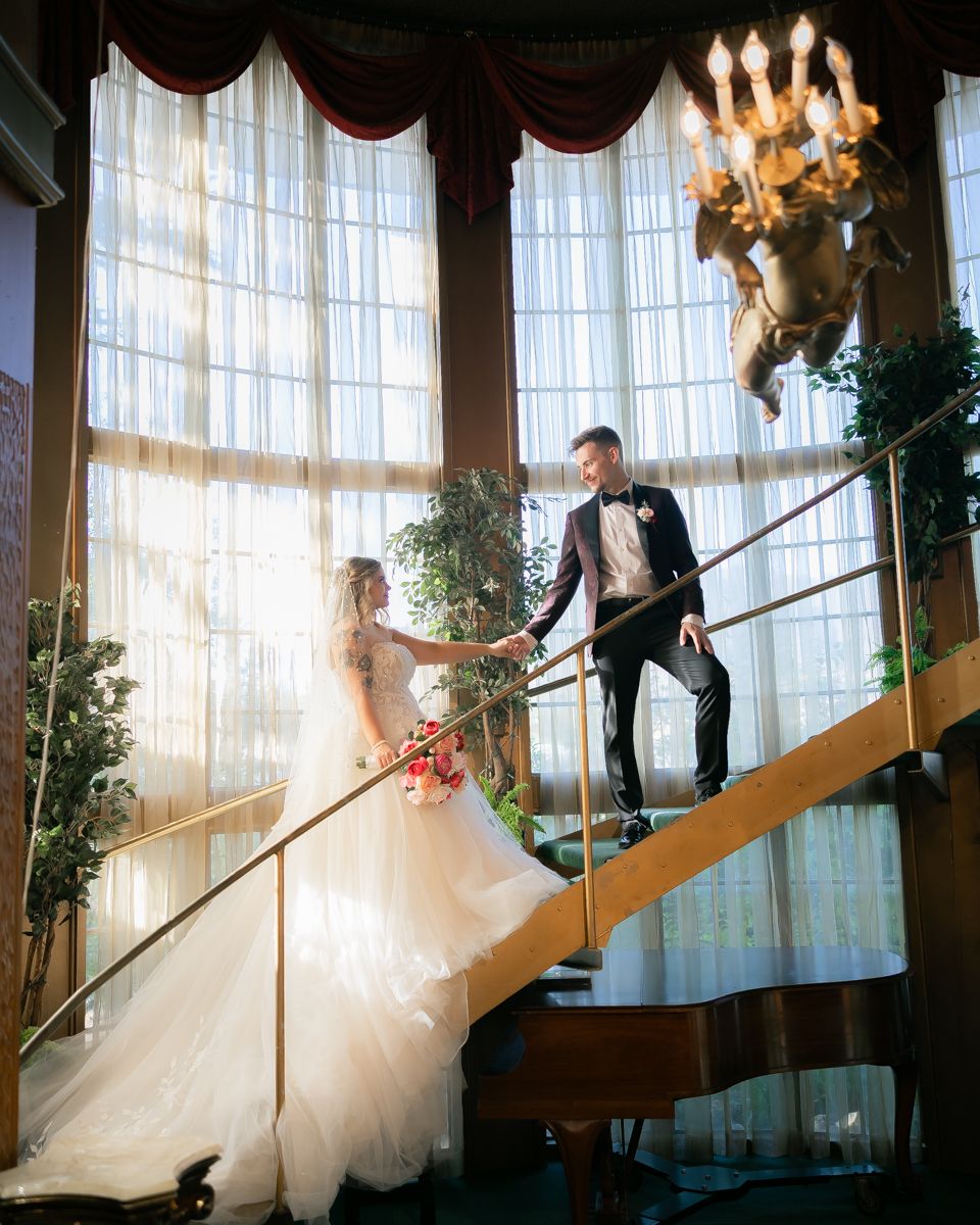 Having a Madonna Inn Wedding in San Luis Obispo, California