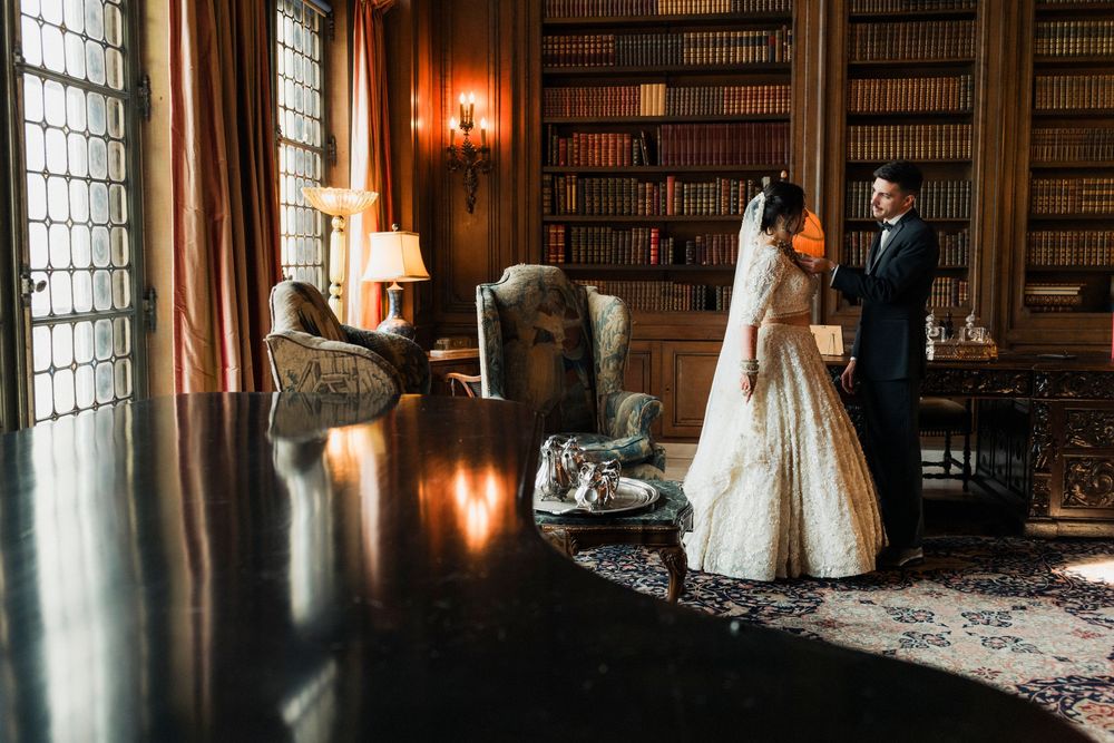A bride and groom on their wedding day at Cuneo Mansion.
