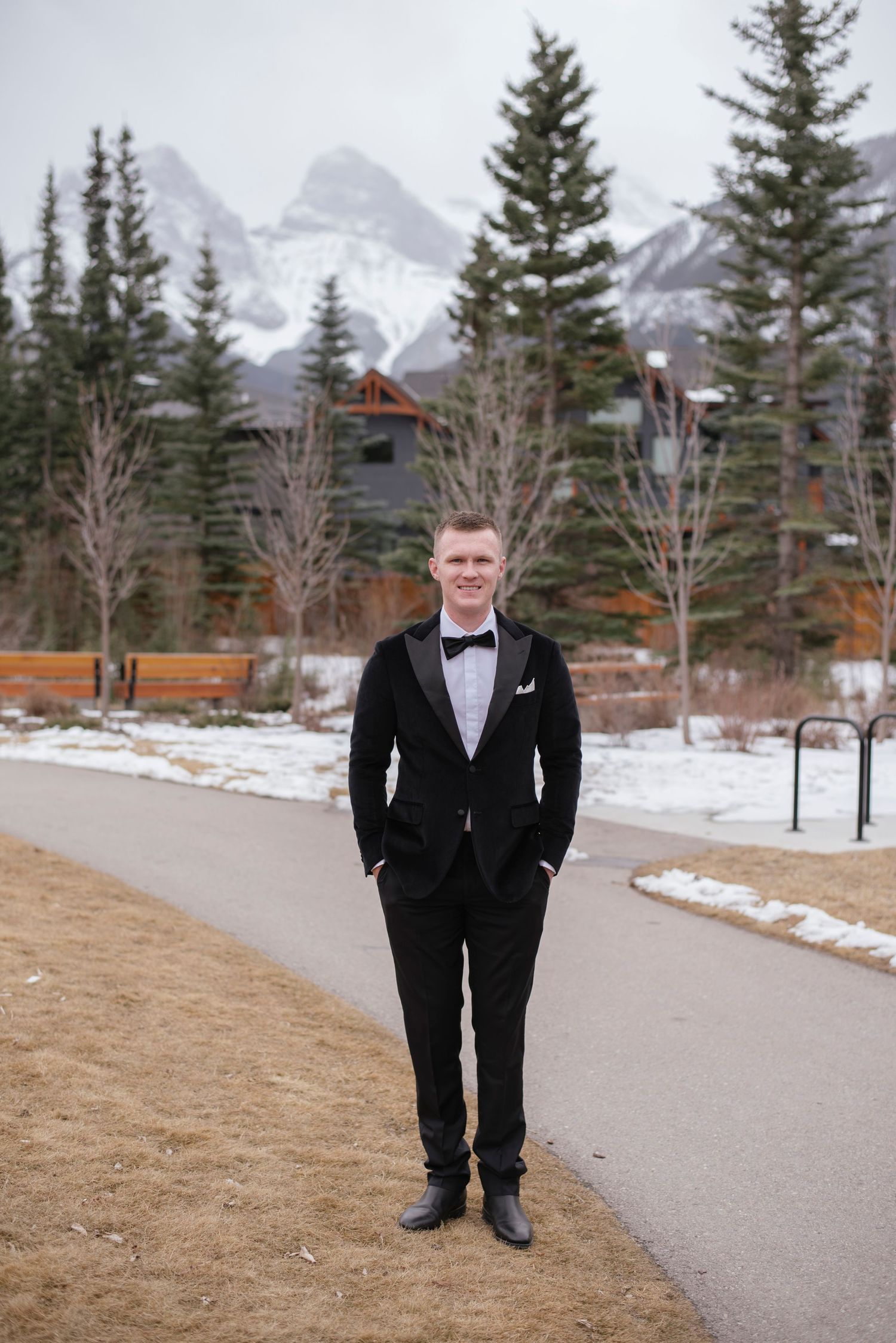 Silvertip Resort Canmore Wedding
Silvertip Resort Canmore Wedding Photographer
Engine Bridge Canmore