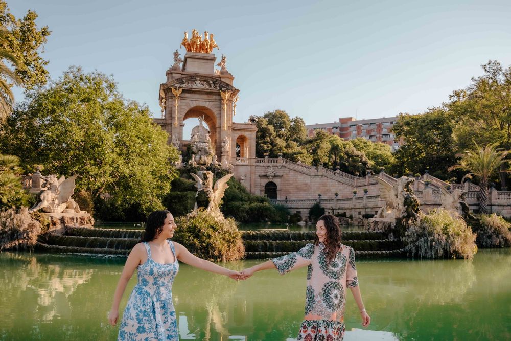 Candid couple moments Barcelona