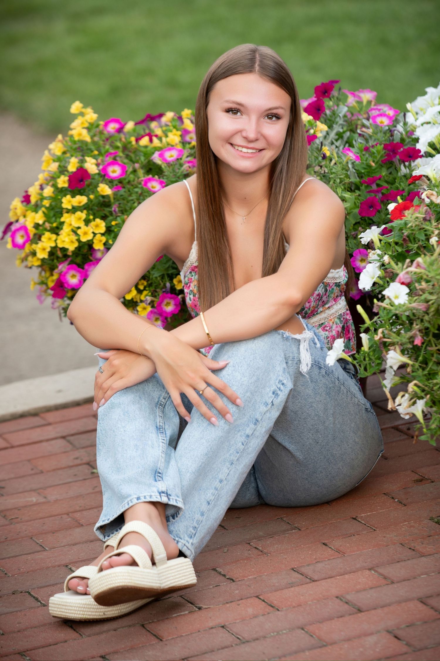 Everal Barn & Homestead senior pictures.  Barn senior pictures. Westerville senior pictures. Hilliard Bradley senior pictures.