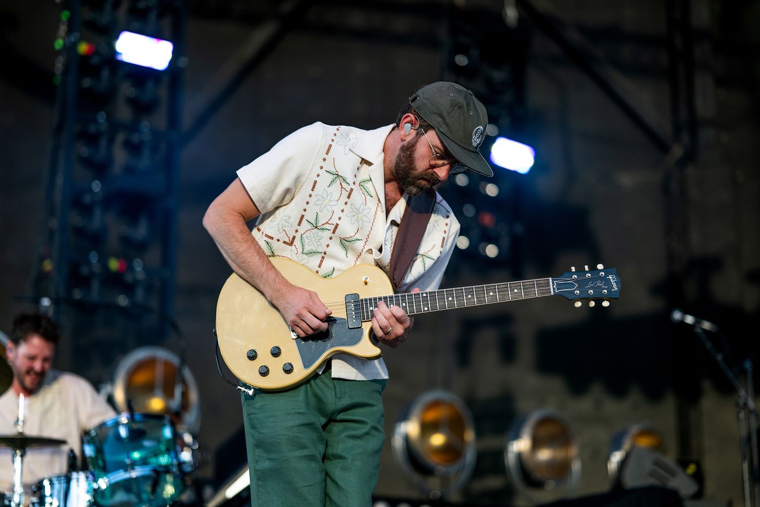 Young the Giant concert photography