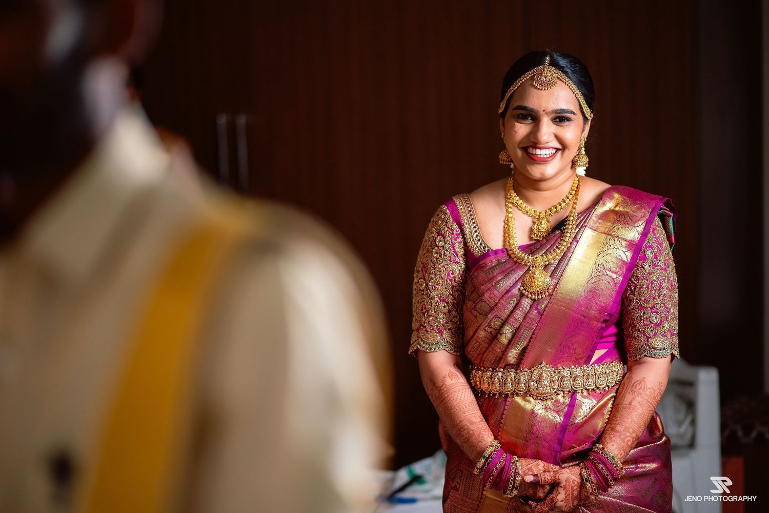 Wedding-first-look-reveal-Trichy-Jeno-Photography